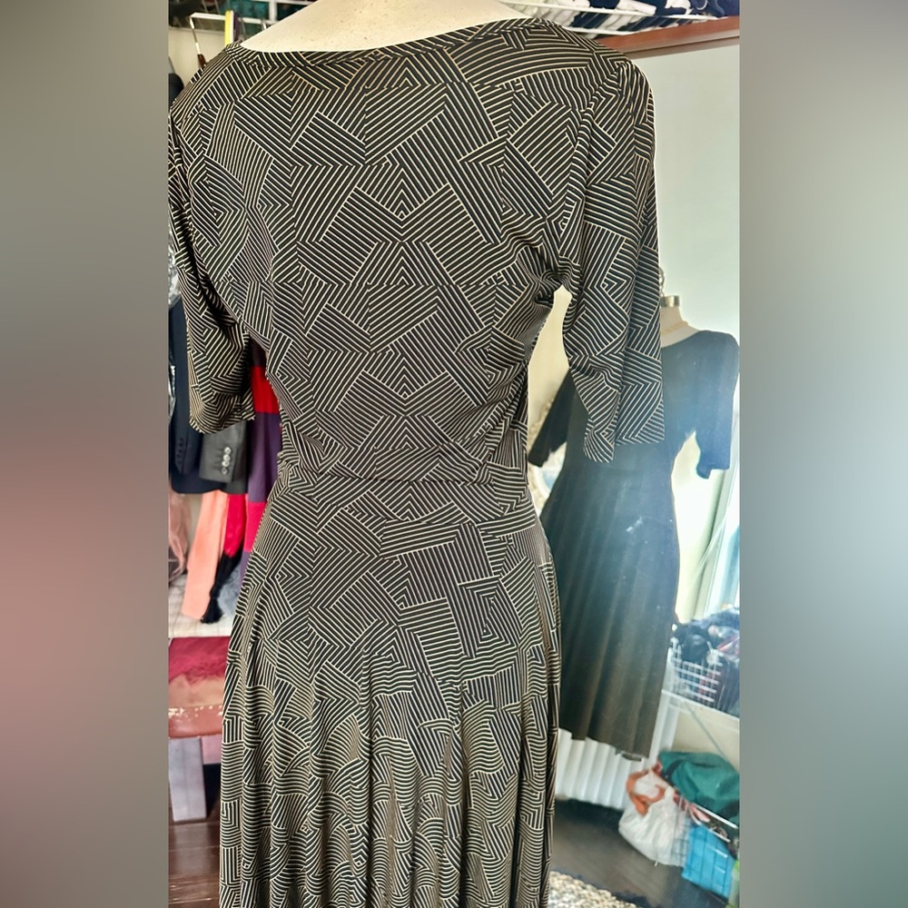 LuLaRoe Black & Gold  Geometric Fit-and-Flare Midi Dress - Picture 4 of 5
